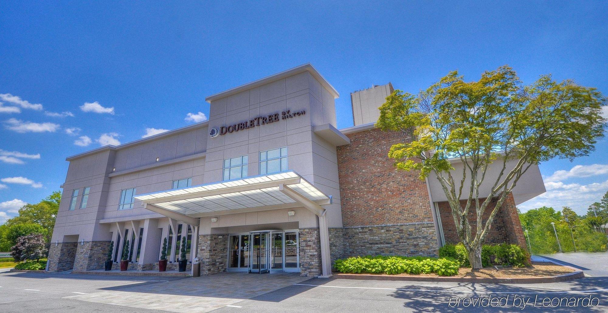Doubletree By Hilton Hotel Raleigh - Brownstone - University Екстер'єр фото