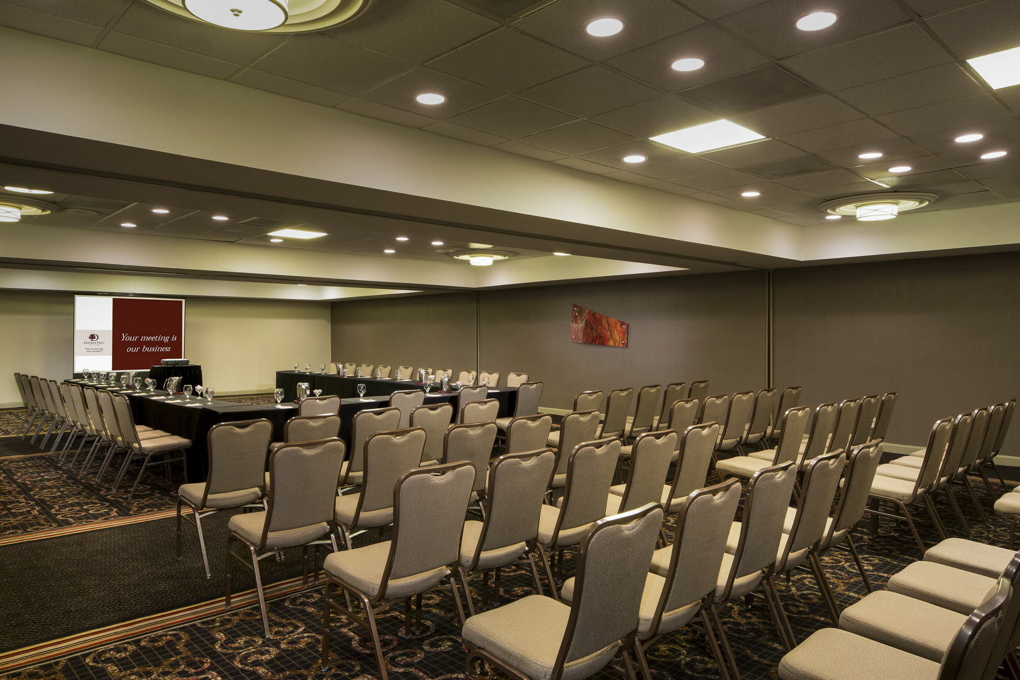 Doubletree By Hilton Hotel Raleigh - Brownstone - University Екстер'єр фото